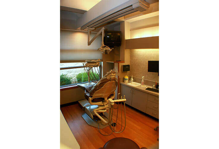 Advanced Dental Concepts exam room